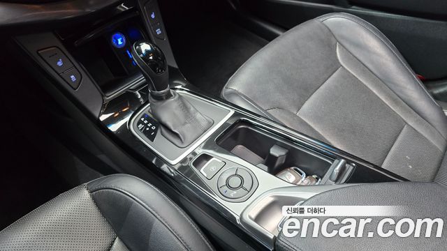 Hyundai i40 2012 — photo 12