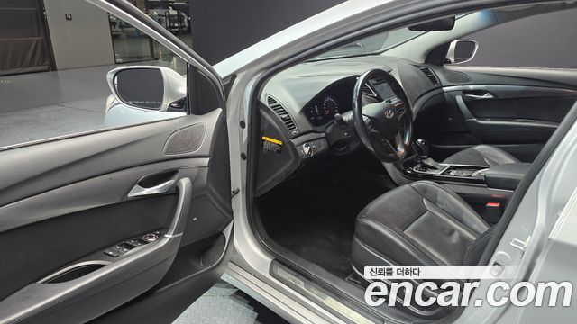 Hyundai i40 2012 — photo 13