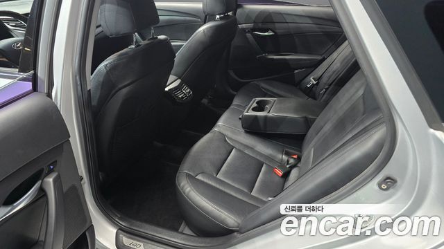 Hyundai i40 2012 — photo 18
