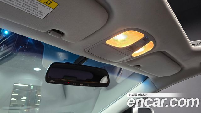 Hyundai i40 2012 — photo 22