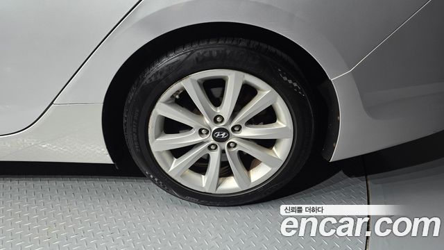 Hyundai i40 2012 — photo 7