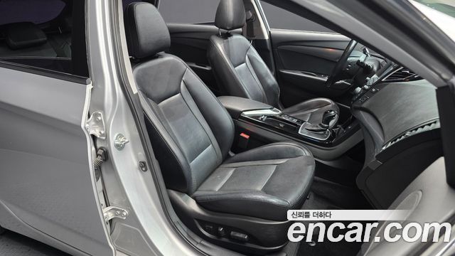 Hyundai i40 2012 — photo 16