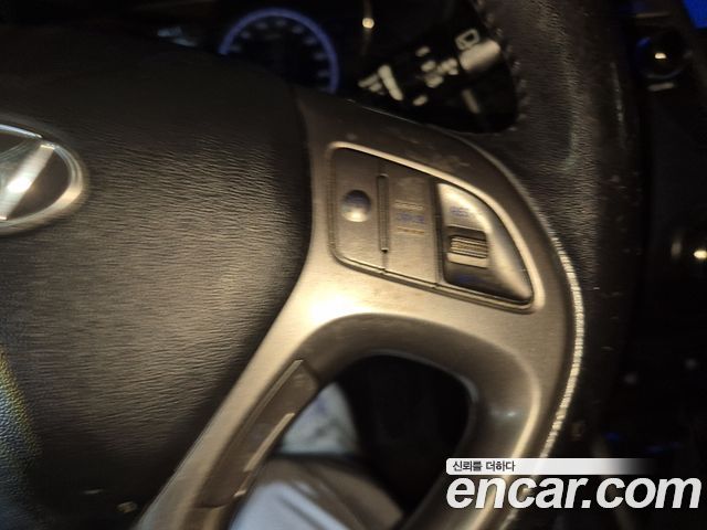 Hyundai Tucson 2011 — photo 18