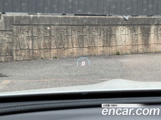Mercedes-Benz E-Class 2023 — photo 16