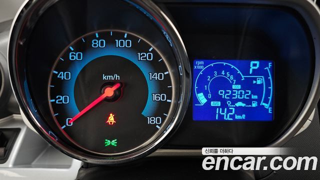 Chevrolet Korea Spark 2015 — photo 11