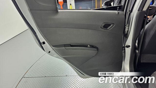 Chevrolet Korea Spark 2015 — photo 15