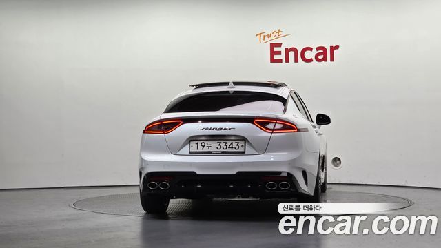 Kia Stinger 2018 — photo 4