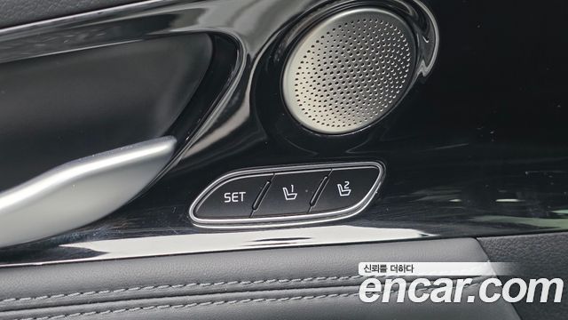 Kia Stinger 2018 — photo 20