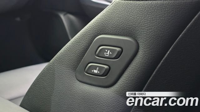 Kia Stinger 2018 — photo 32