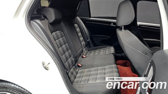 Volkswagen Golf 2016 — photo 12