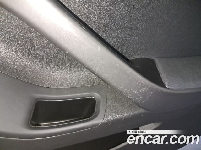 Hyundai AVANTE 2015 — photo 17