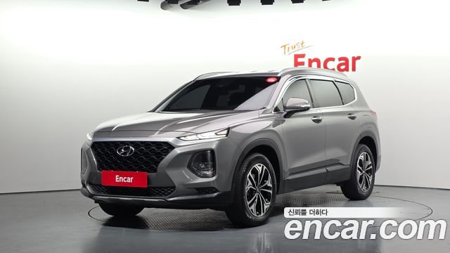 Hyundai Santafe 2019 — photo 1