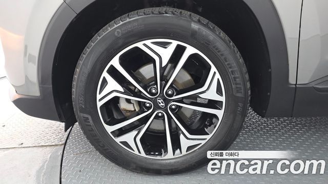 Hyundai Santafe 2019 — photo 5