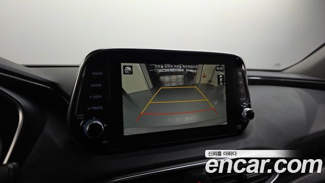 Hyundai Santafe 2019 — photo 15