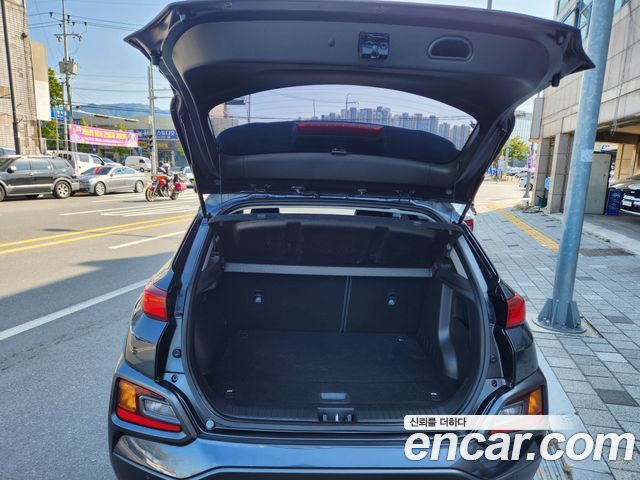 Hyundai Kona 2018 — photo 13