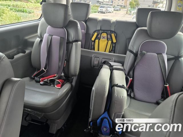 Hyundai Starex 2019 — photo 10