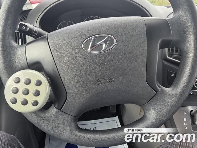 Hyundai Starex 2019 — photo 18