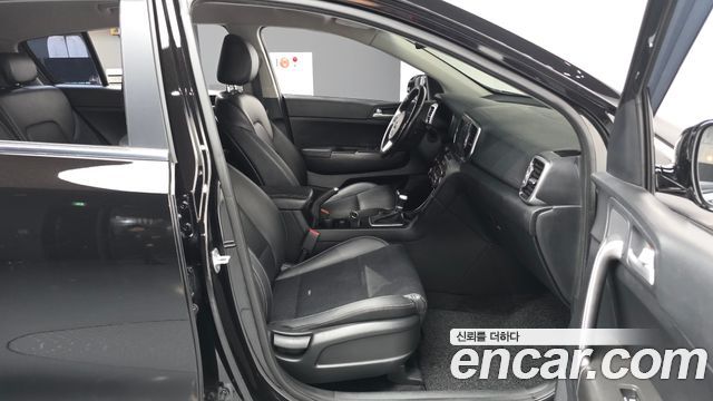 Kia Sportage 2018 — photo 17