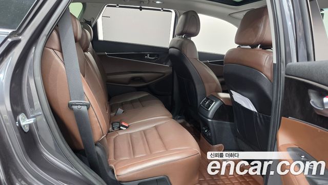 Kia Sorento 2015 — photo 17