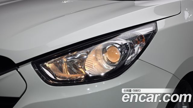 Hyundai Tucson 2013 — photo 8