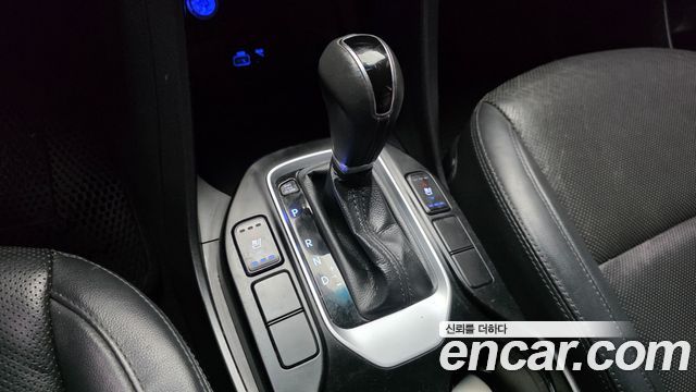 Hyundai Santafe 2016 — photo 12