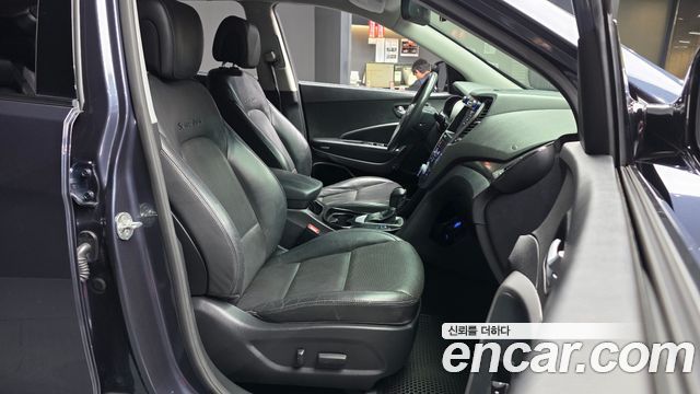 Hyundai Santafe 2016 — photo 17