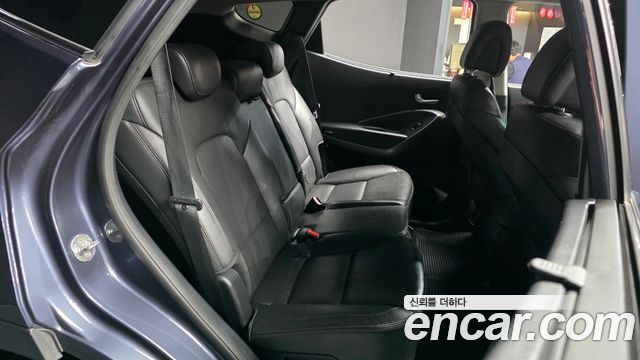 Hyundai Santafe 2016 — photo 18