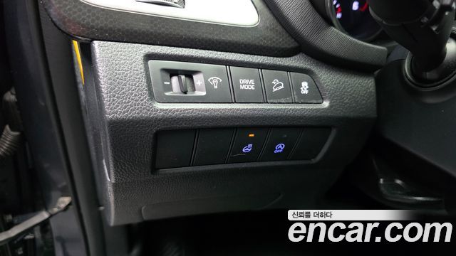 Hyundai Santafe 2016 — photo 23