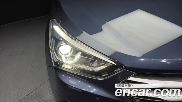 Hyundai Santafe 2016 — photo 8