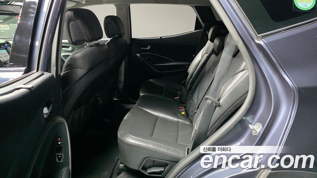 Hyundai Santafe 2016 — photo 16