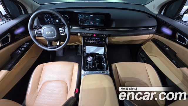 Kia Canival 2023 — photo 10