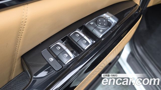 Kia Canival 2023 — photo 29