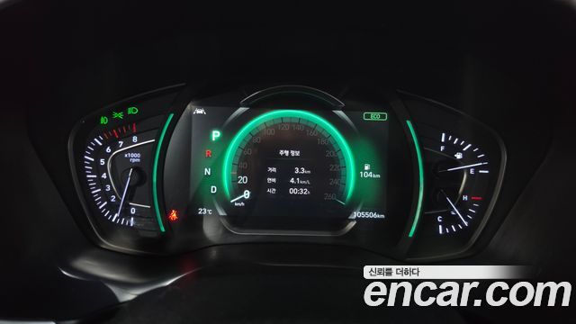 Hyundai Santafe 2019 — photo 11