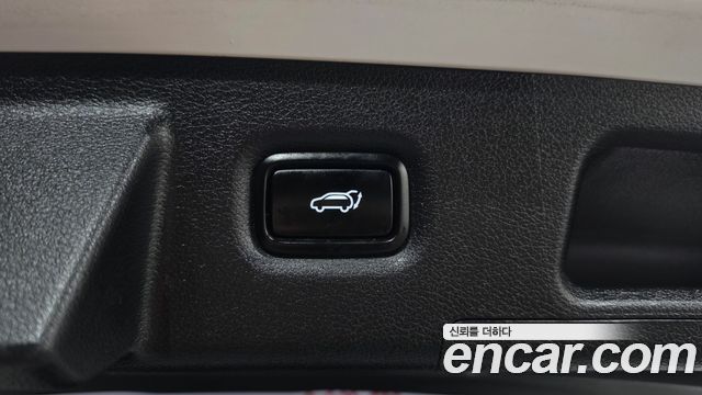 Hyundai Santafe 2019 — photo 24
