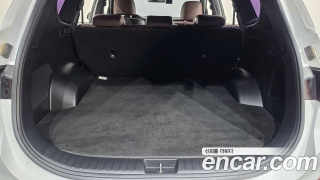 Hyundai Santafe 2019 — photo 25
