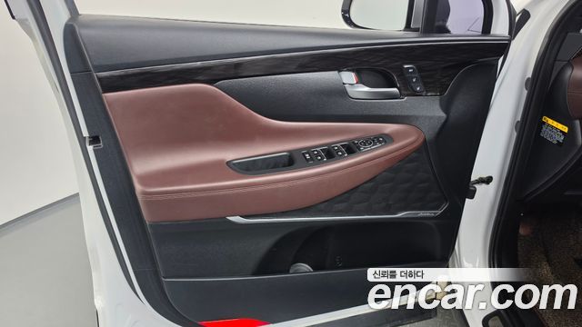 Hyundai Santafe 2019 — photo 14