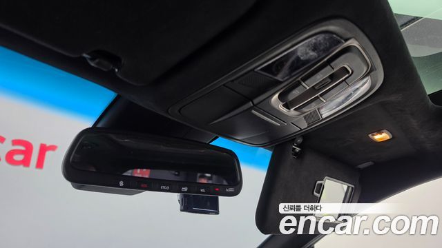 Hyundai Santafe 2019 — photo 28