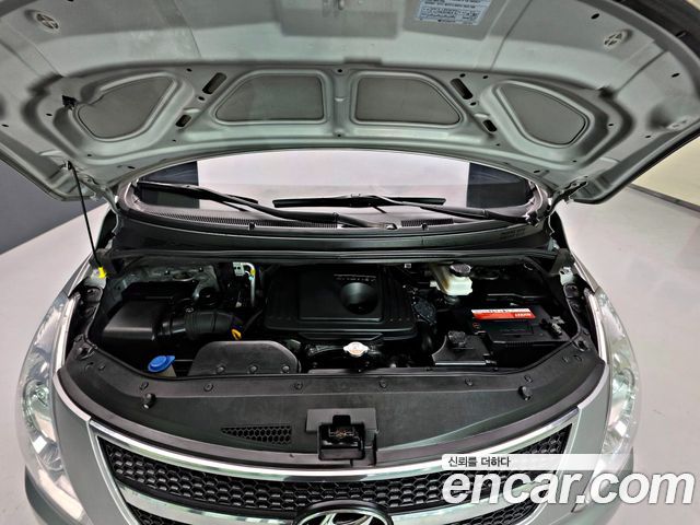 Hyundai Starex 2015 — photo 7