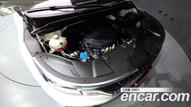 Kia Canival 2021 — photo 6