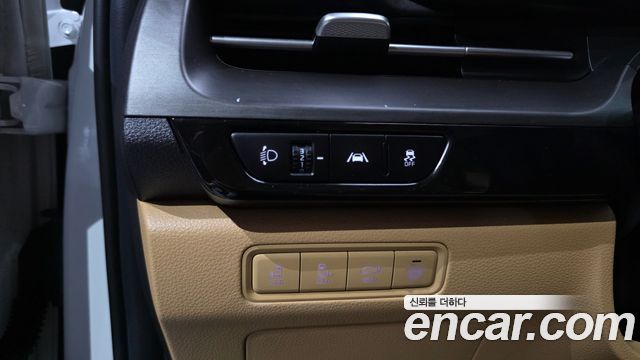 Kia Canival 2021 — photo 18