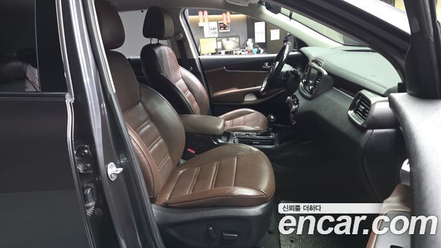 Kia Sorento 2016 — photo 17