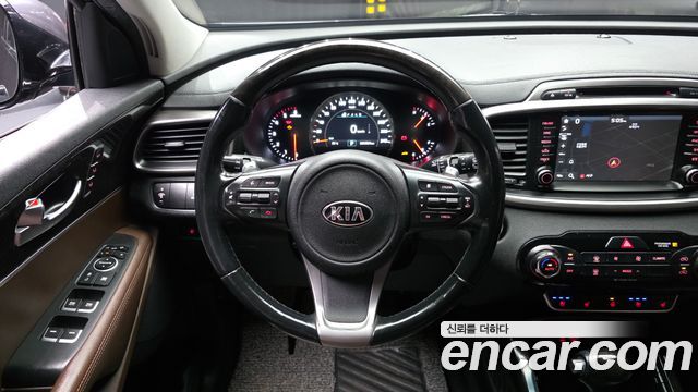 Kia Sorento 2016 — photo 19