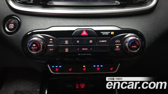 Kia Sorento 2016 — photo 22