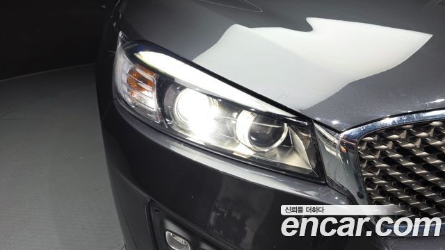 Kia Sorento 2016 — photo 8