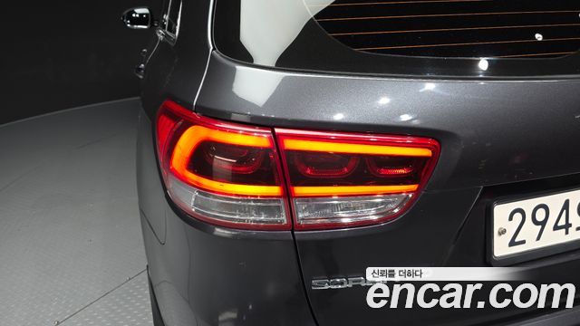 Kia Sorento 2016 — photo 9