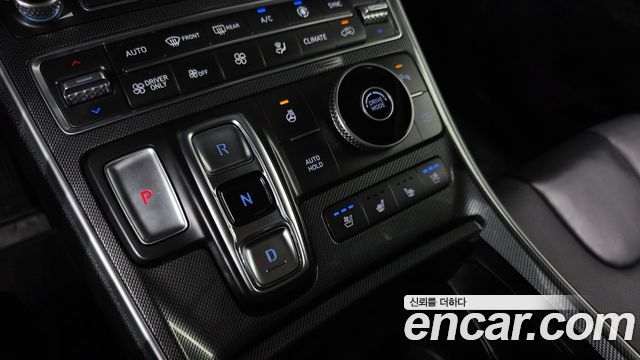Hyundai Santafe 2022 — photo 12