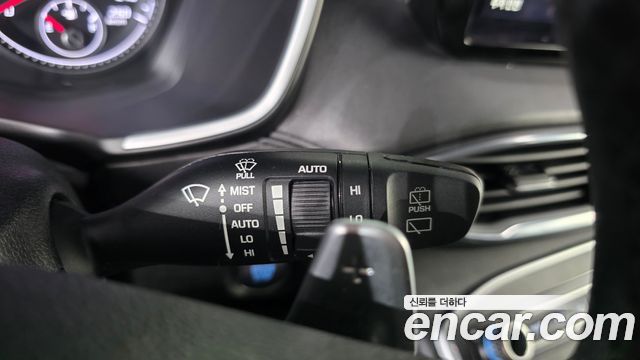 Hyundai Santafe 2022 — photo 27
