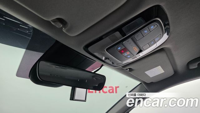 Hyundai Santafe 2022 — photo 31