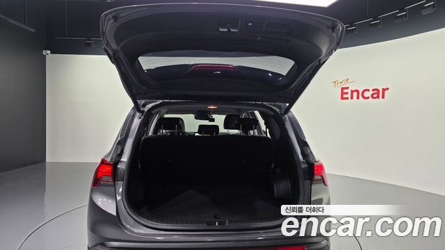 Hyundai Santafe 2022 — photo 32