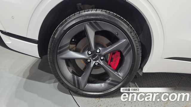 Genesis GV70 2025 — photo 5